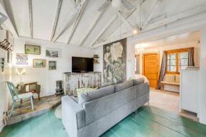 Serene Bass Lake Cabin Near Shopping and Dining!